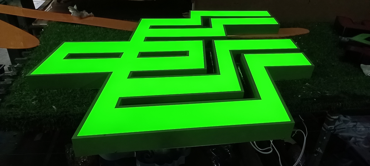 中國郵政儲蓄銀行門頭招牌工廠案例--【巨匠標識，標識制作廠家】